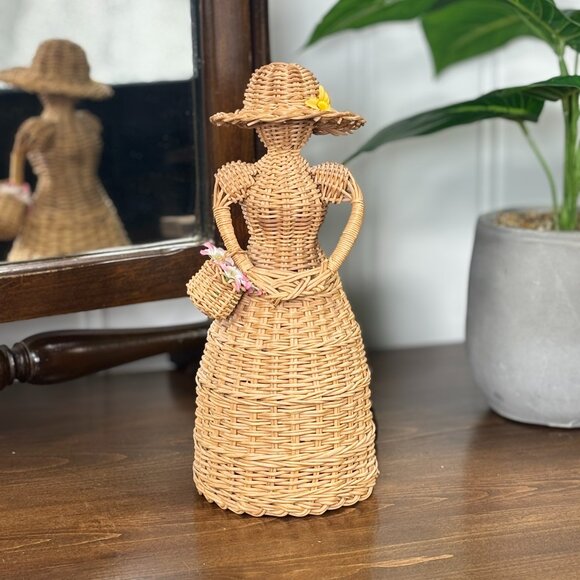 Vintage Wicker Lady Figurine Woven Basket Doll with Hat and Flowers Boho Decor - Picture 1 of 14